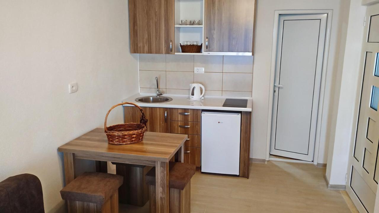 Apartments Abramovic 2 Sutomore Extérieur photo